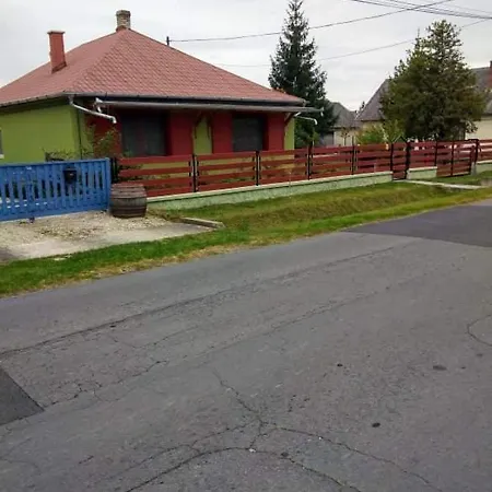 Holiday home Marta Vendeghaz Balatonkeresztur